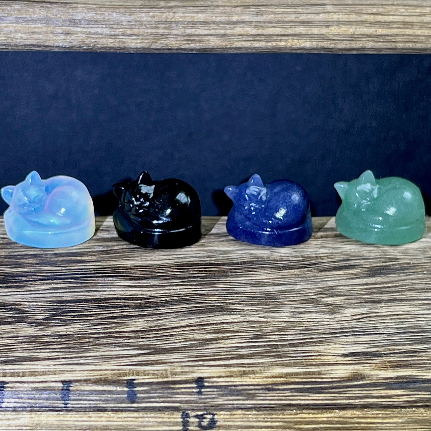 Mini colorful material carvings-Sleeping Cats