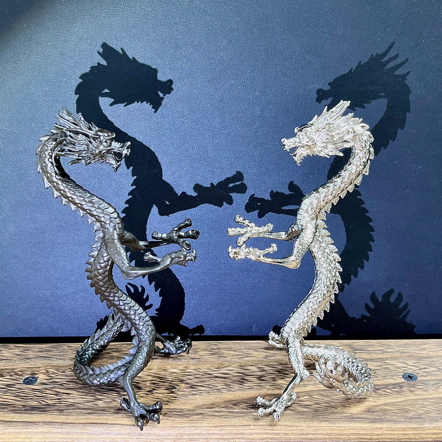 Metal Chinese Dragon Sphere Holder