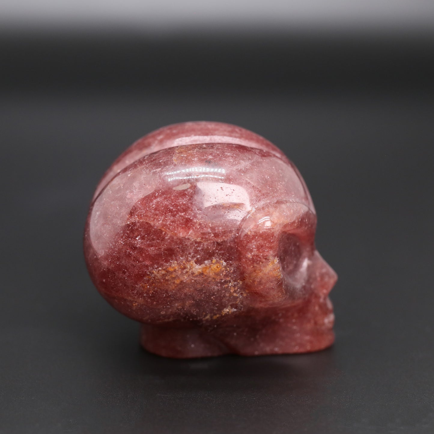 Strawberry quartz alien head