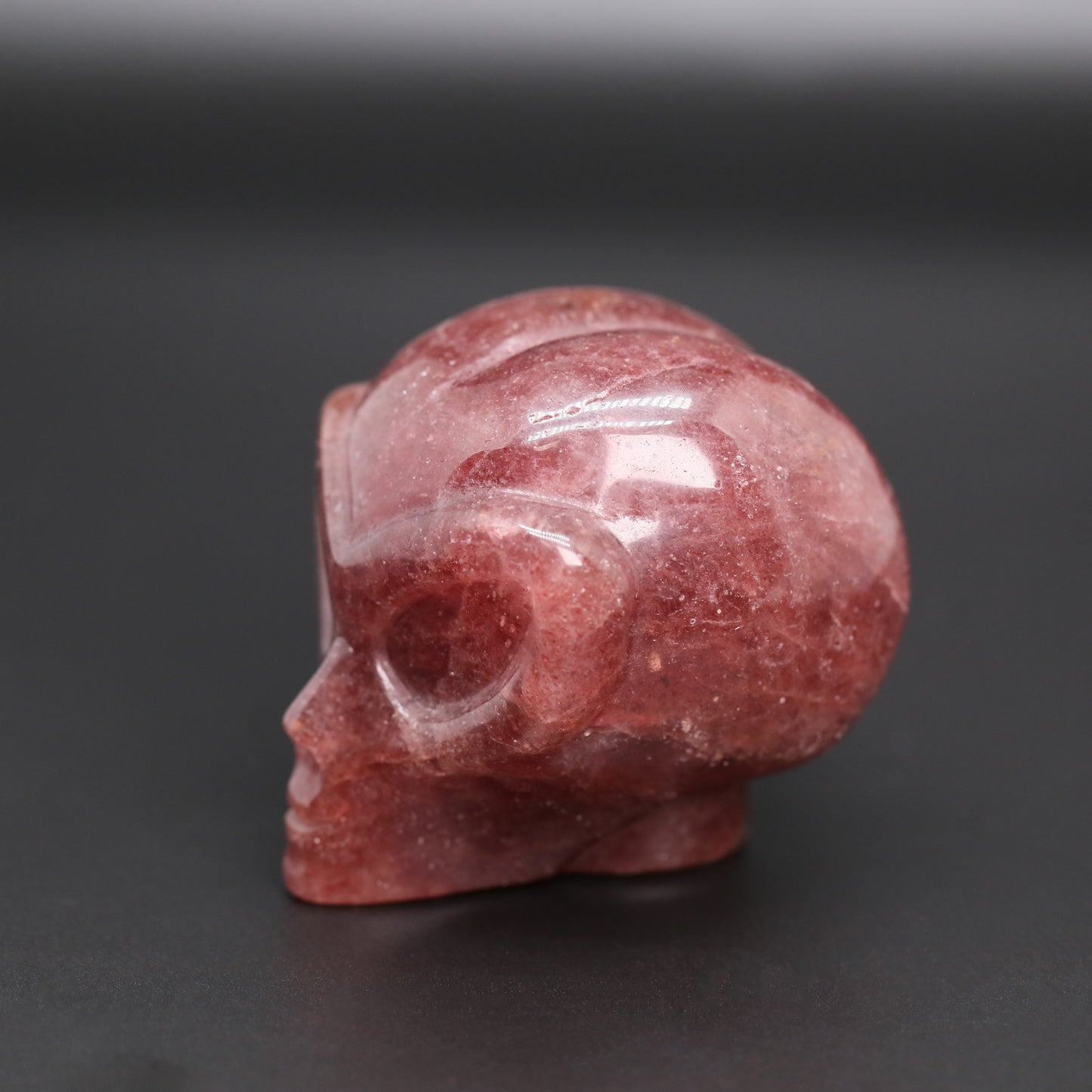 Strawberry quartz alien head