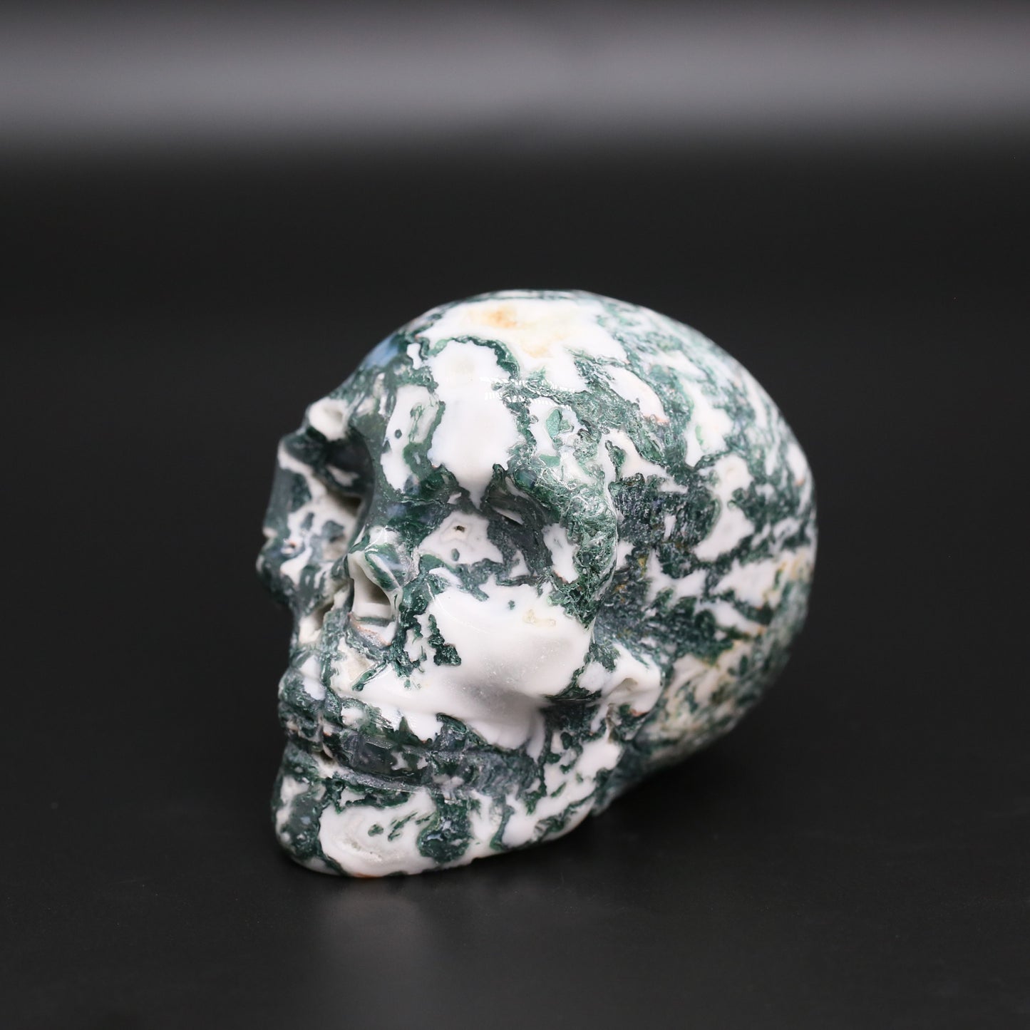 Moss agate skull