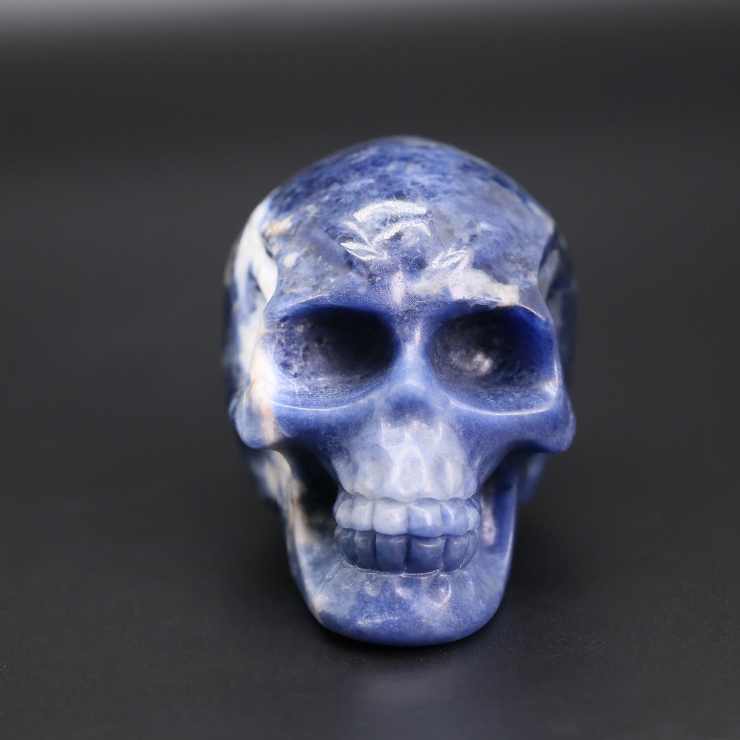 Sodalite skull