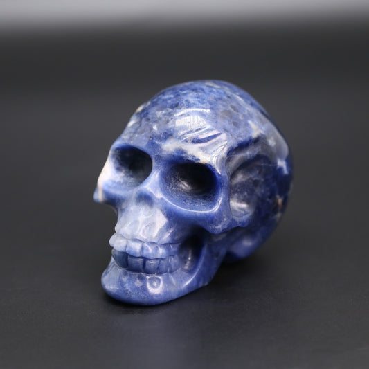 Sodalite skull