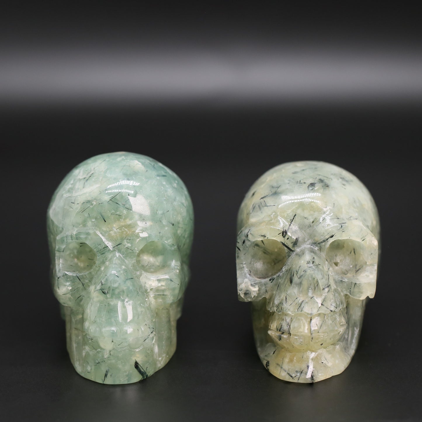 Prehnite skull