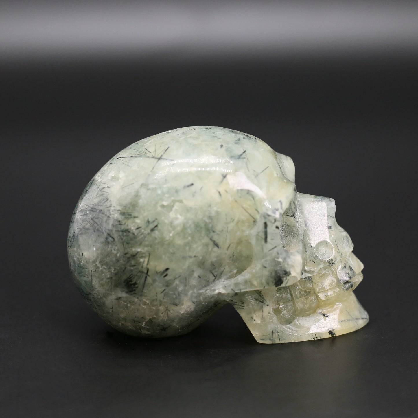 Prehnite skull