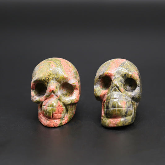 Unakite skull