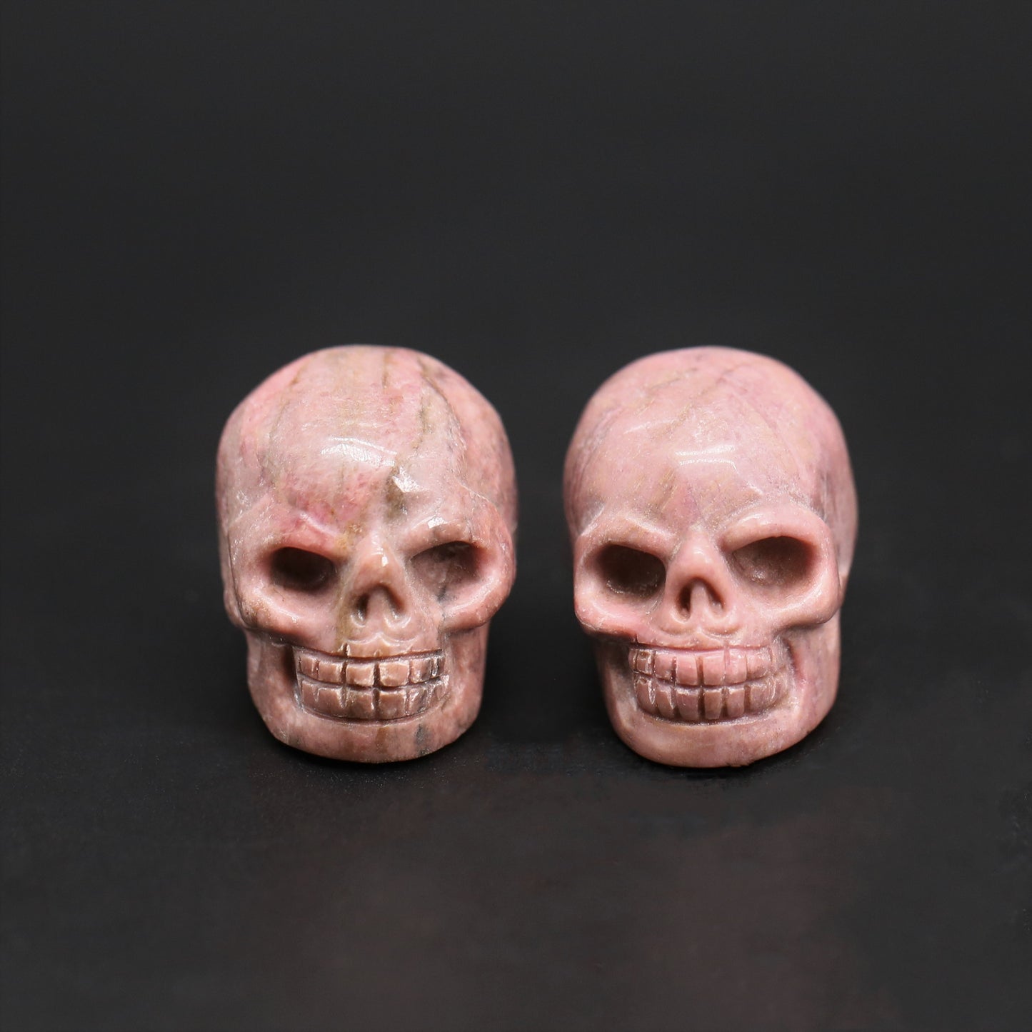 Rhodonite small skull