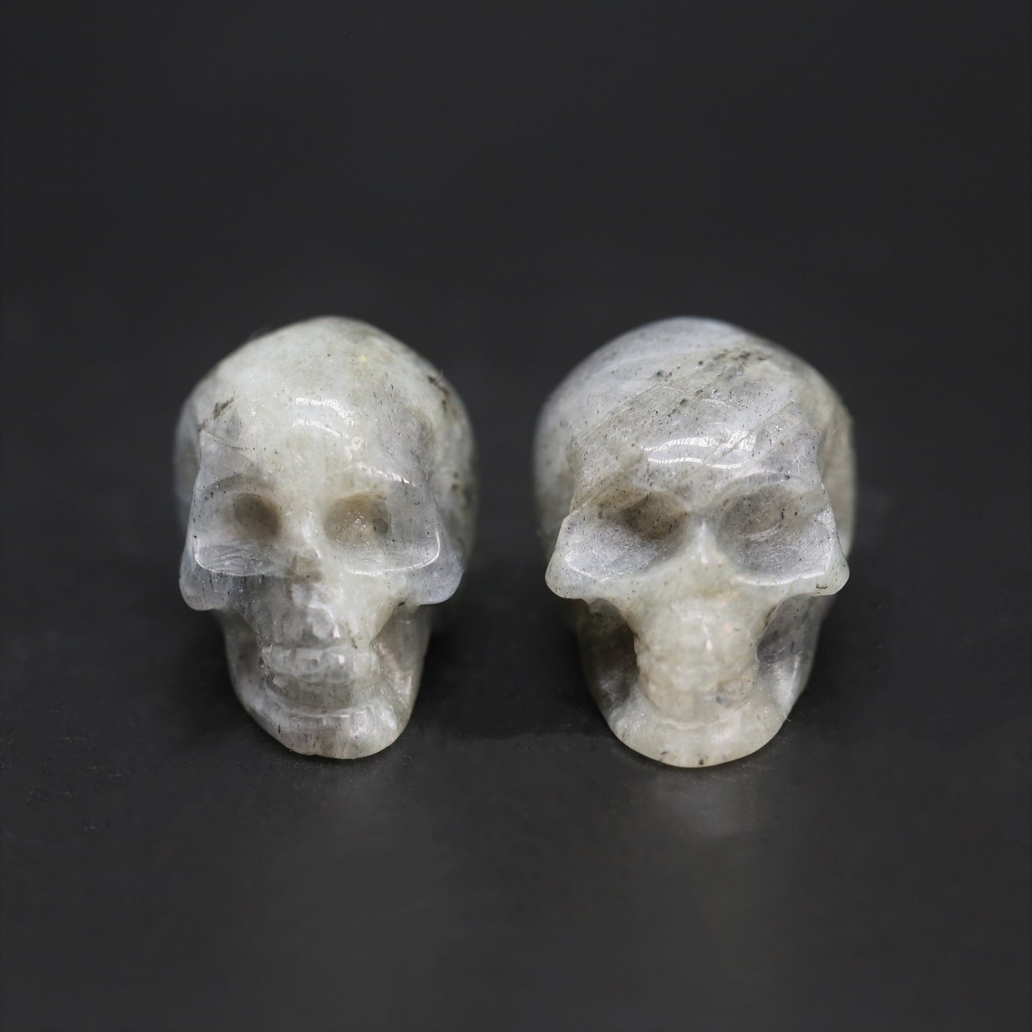 Labrodorite small skull