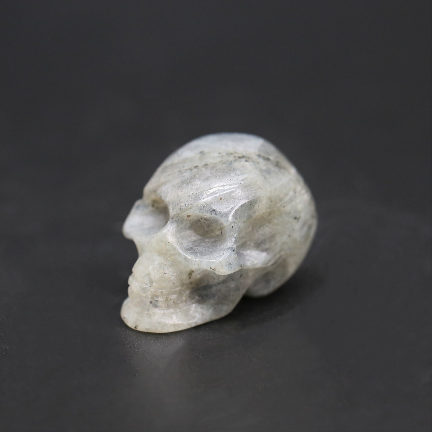 Labrodorite small skull