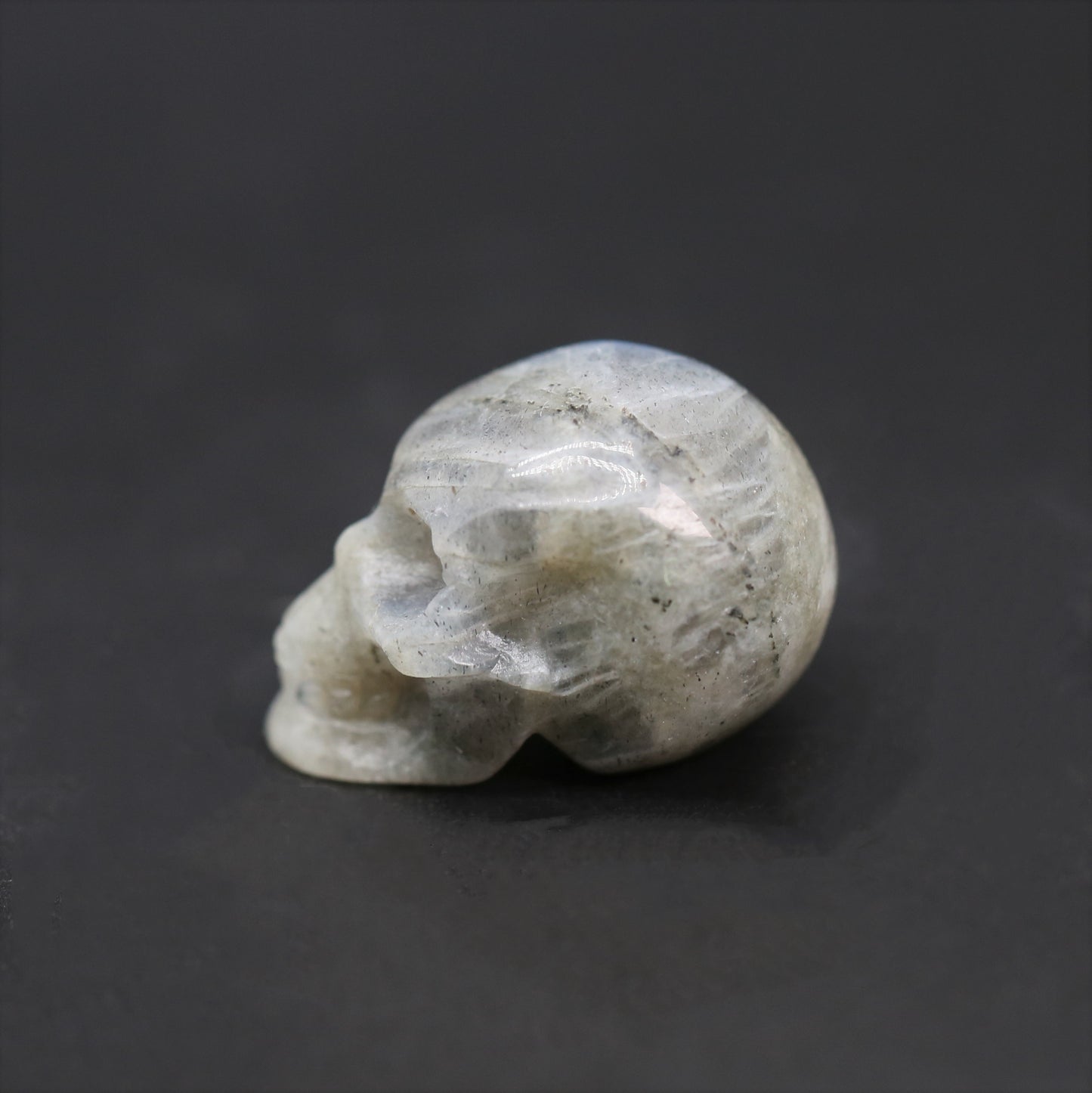 Labrodorite small skull